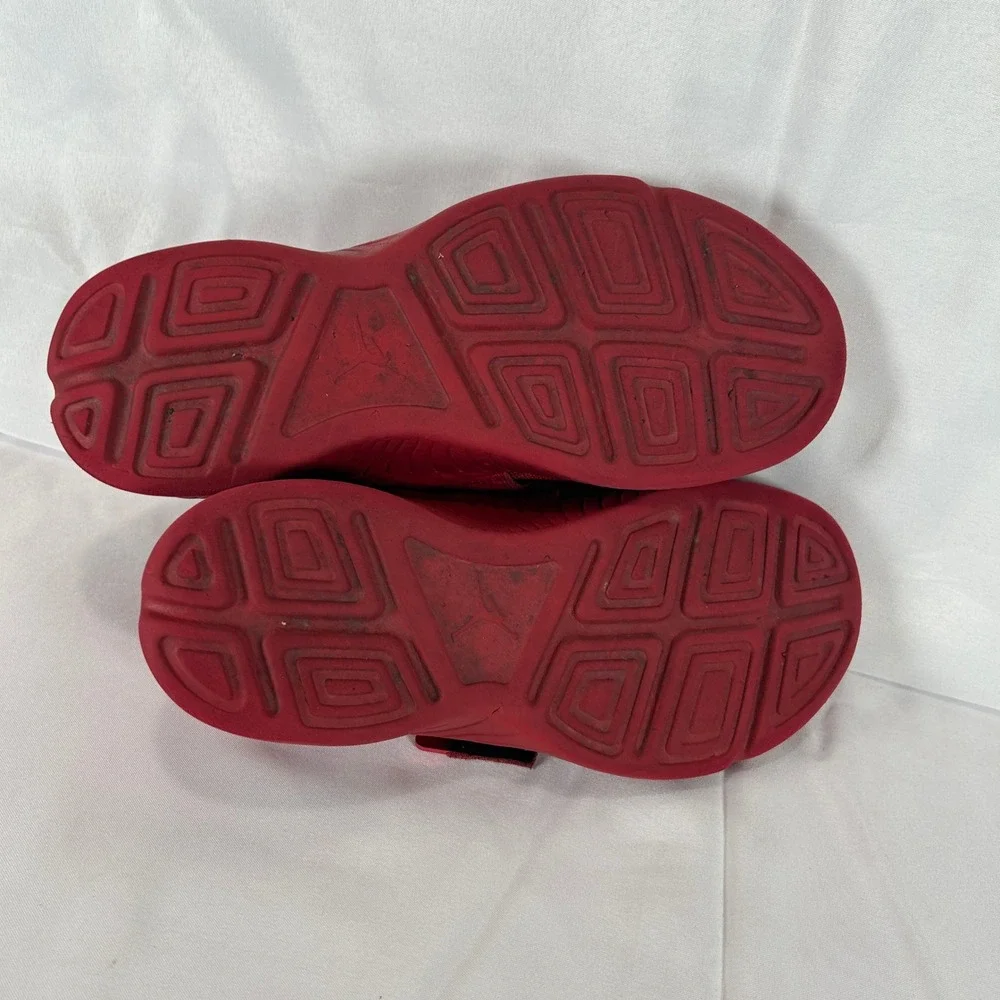 Jordan J23 Gym Red Low Top Sneakers Mens Size 10 854557-600 Basketball Shoes